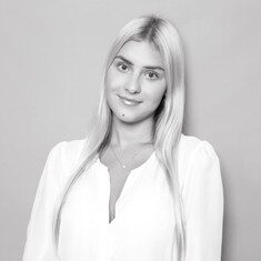 Dr Helen Saarik