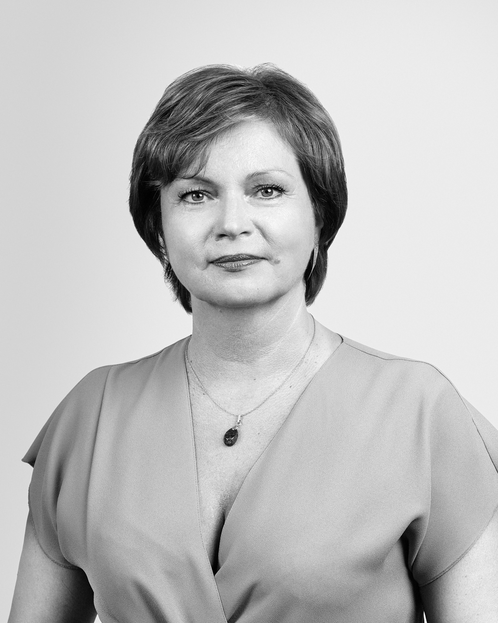 Аннели Поола