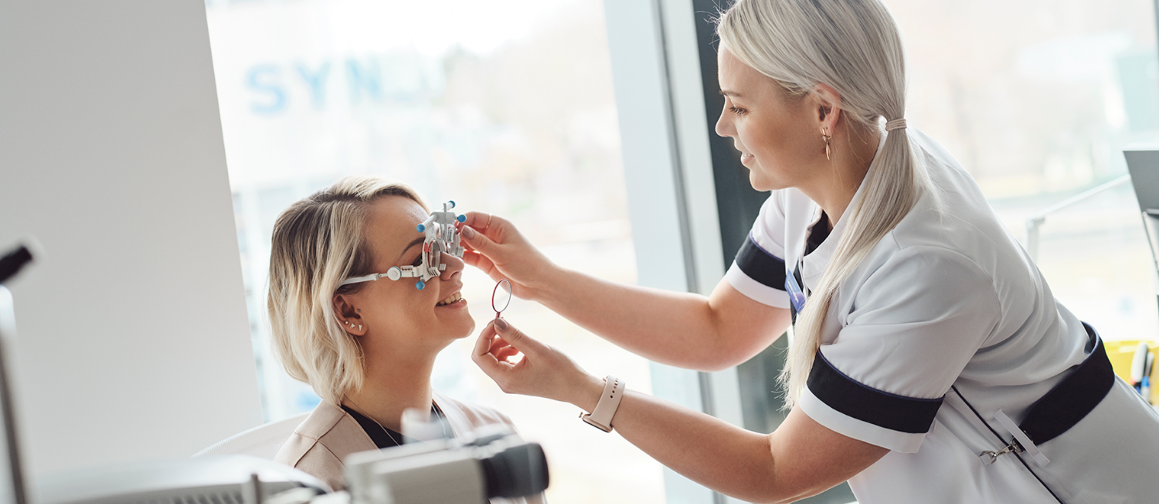 Optometrist silmaarst silm orbita optometrist silmapõletik hallkae katarakt silmauuring halb nägemine eritis silmast silmaoperatsioon prillid prillide määramine prillide kirjutamine silmarõhk